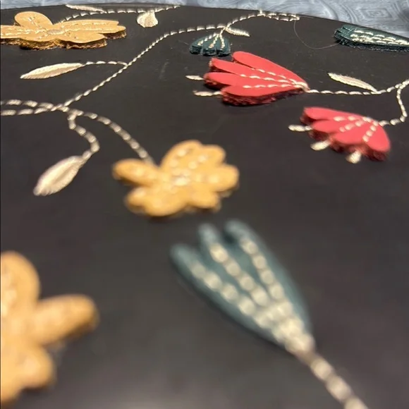 Portland Leather Folklore Large Circle Bag- LIMITED EDITION! - Picture 6 of 8